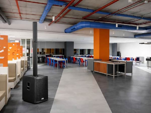 Enhancing cafeteria environments with high-quality sound systems for a vibrant and engaging atmosphere-01